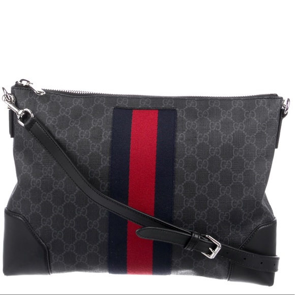 Gucci Other - Authentic Gucci GG Supreme Messenger Bag